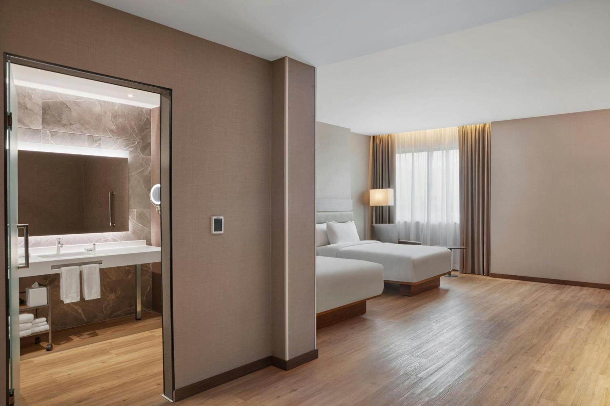 Ac Hotel By Marriott Saltillo Exterior foto