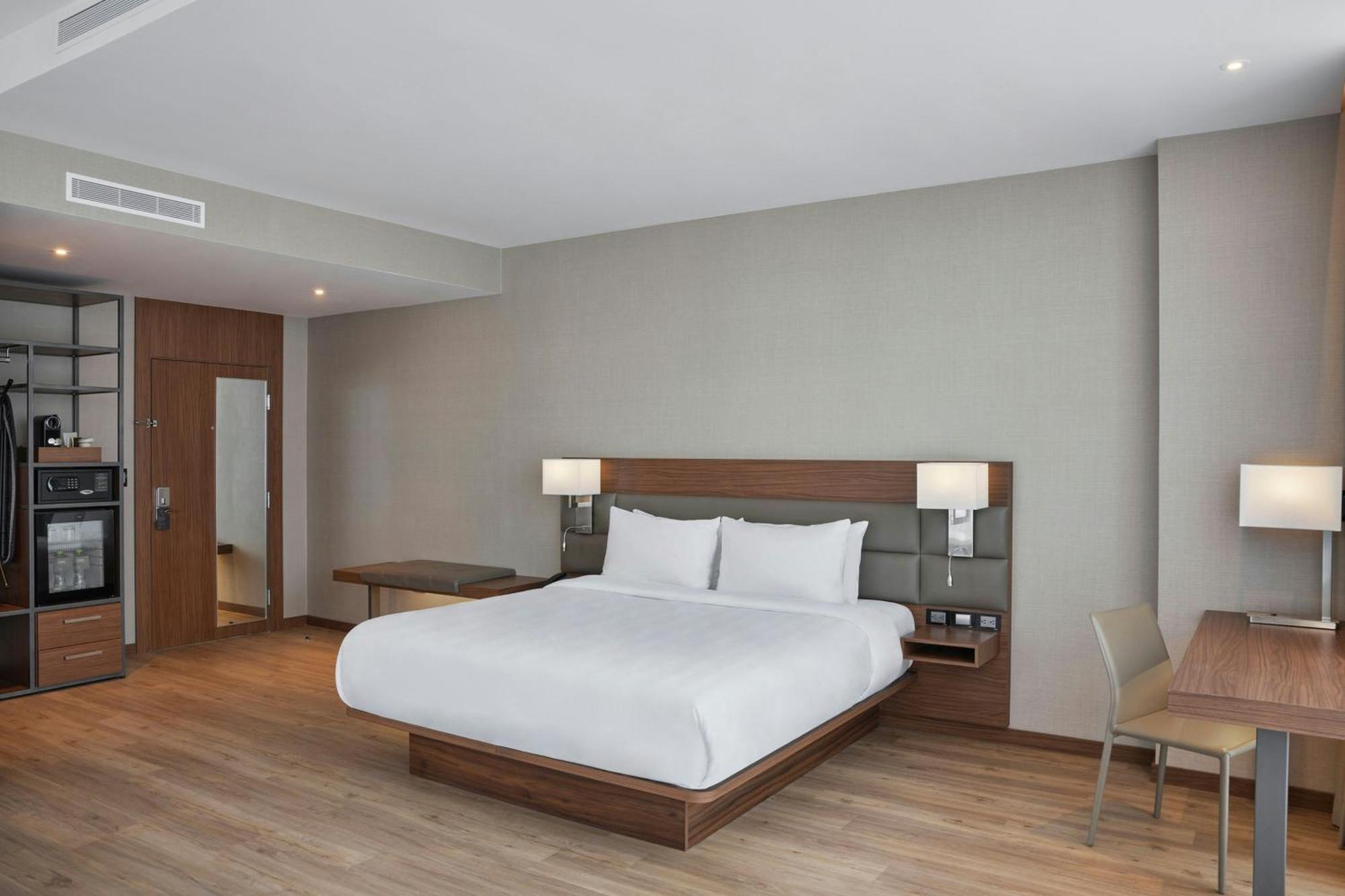Ac Hotel By Marriott Saltillo Exterior foto