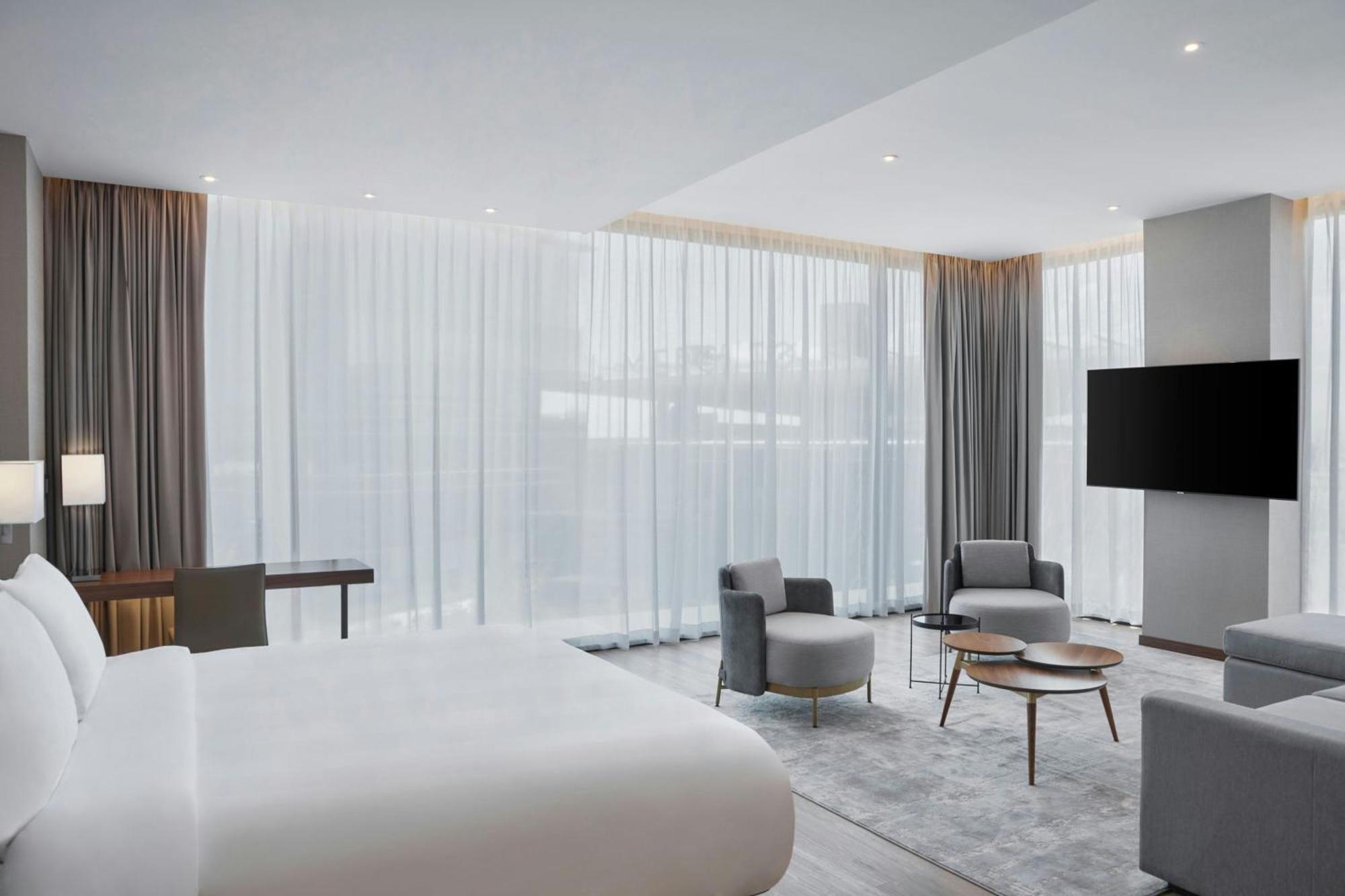 Ac Hotel By Marriott Saltillo Exterior foto