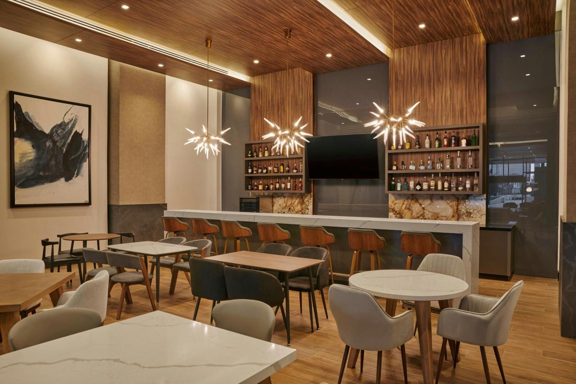 Ac Hotel By Marriott Saltillo Exterior foto