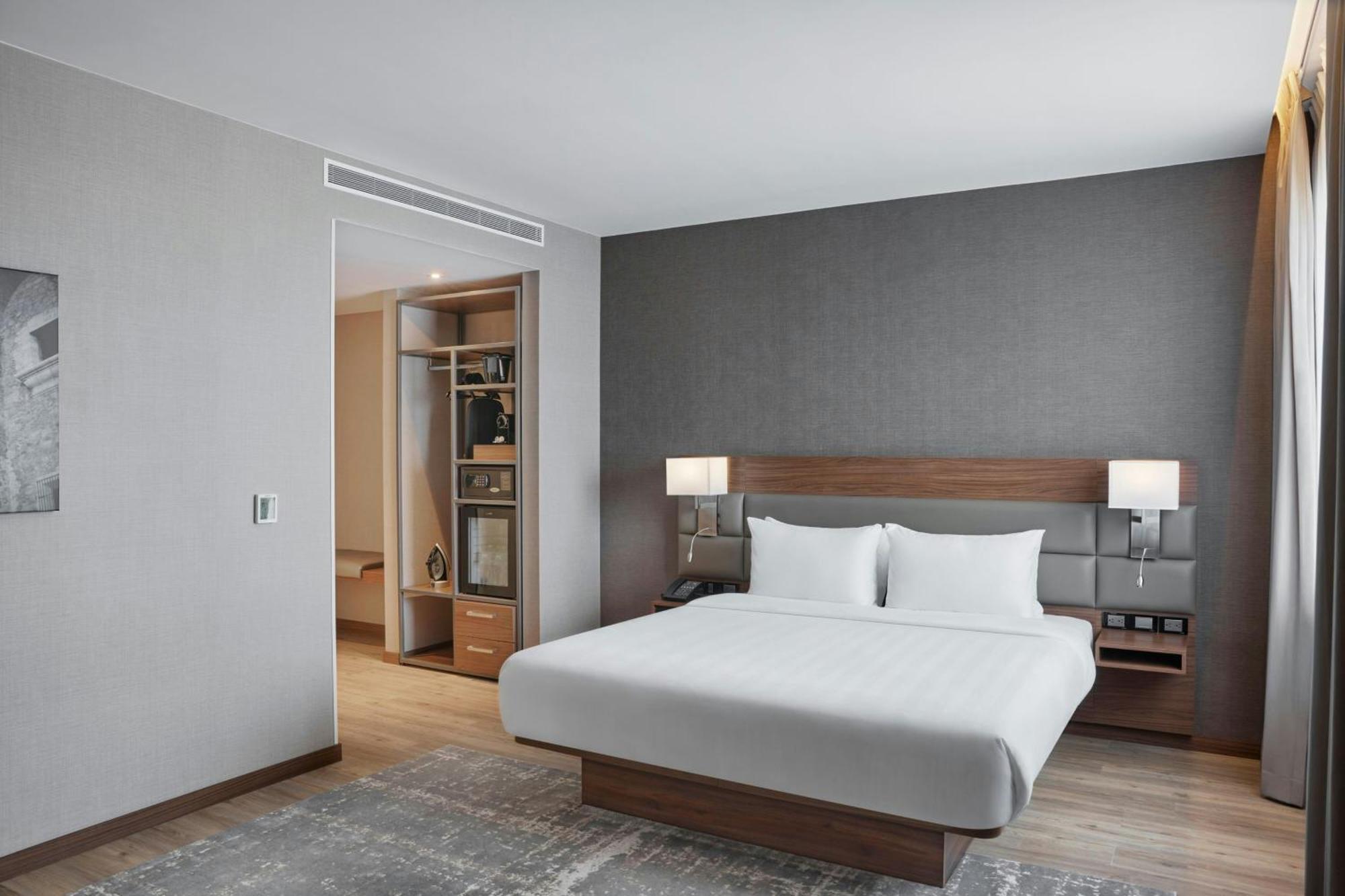 Ac Hotel By Marriott Saltillo Exterior foto