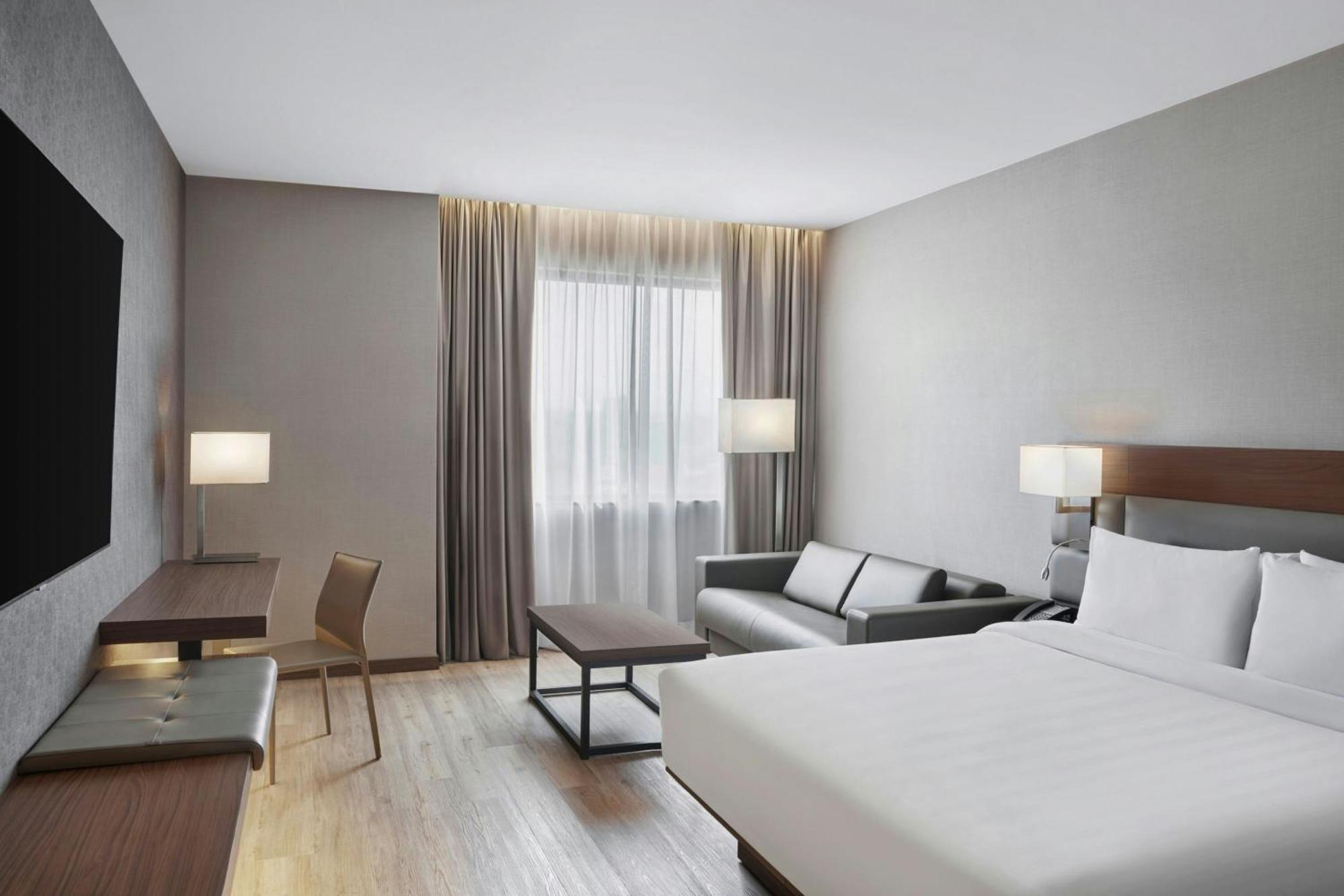 Ac Hotel By Marriott Saltillo Exterior foto