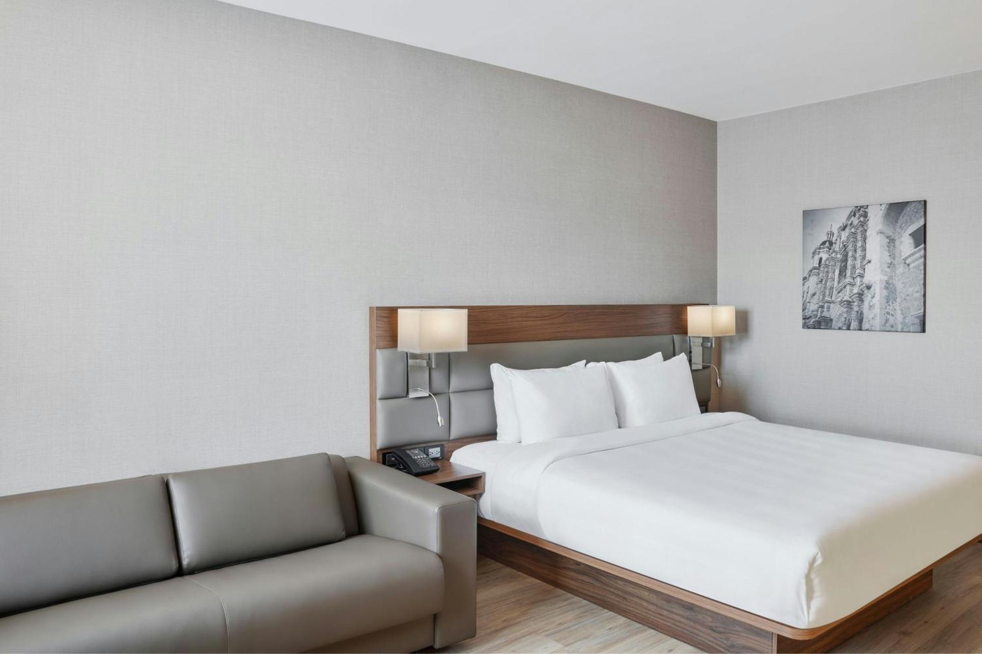 Ac Hotel By Marriott Saltillo Exterior foto
